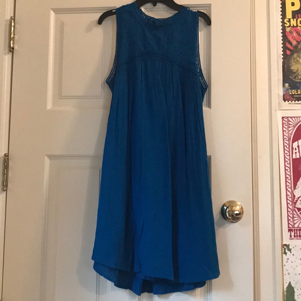 Dark blue flowy Volcom dress